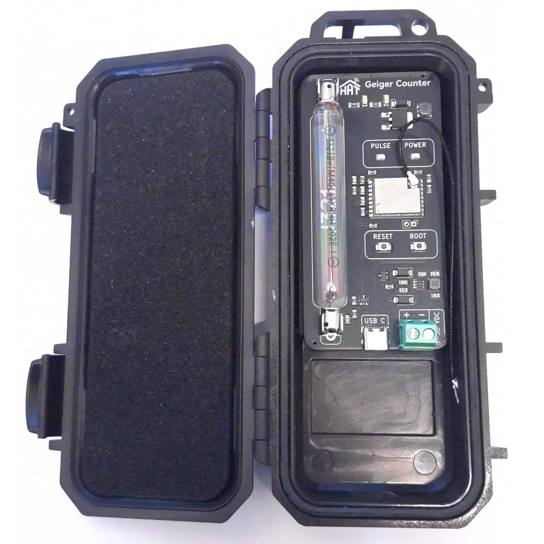 Internal components HAT Geiger Counter internals